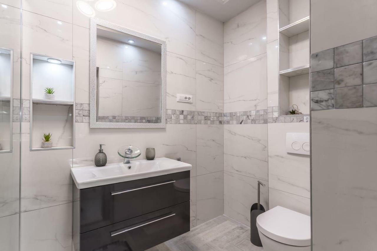 Royal Silver Apartment فوديس المظهر الخارجي الصورة